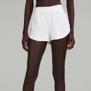 Lululemon Find Your Pace Short